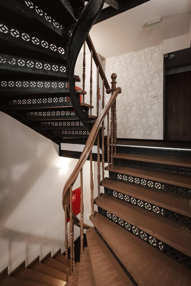 الشقق الفندقية فروتسواففي  Boogie Deluxe Old Town المظهر الخارجي الصورة