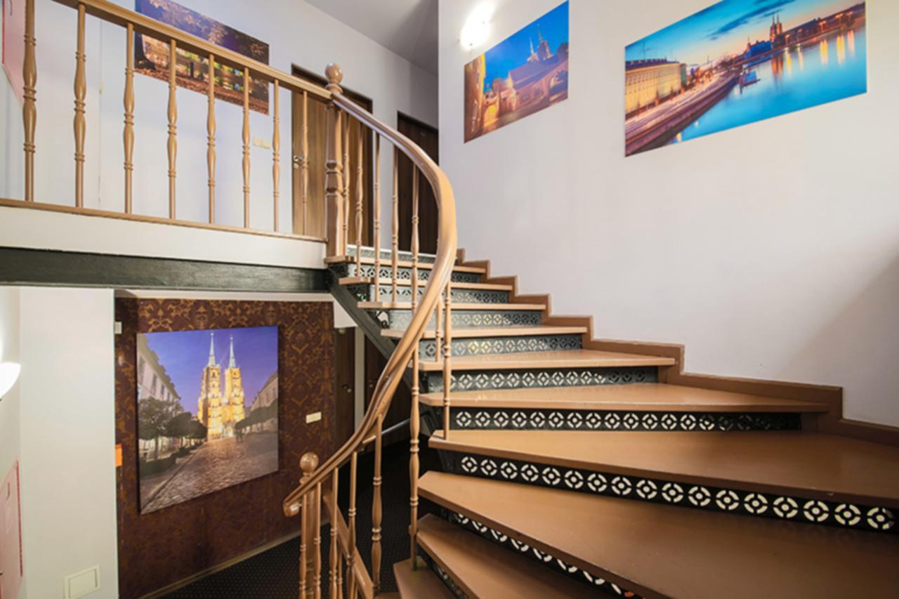 الشقق الفندقية فروتسواففي  Boogie Deluxe Old Town المظهر الخارجي الصورة